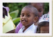 enfants 03 * Toutes les maternelles d'Andapa font la fêteAll Children in all nursery schools making festival in Andapa
©Eric Mathieu * 800 x 535 * (37KB)